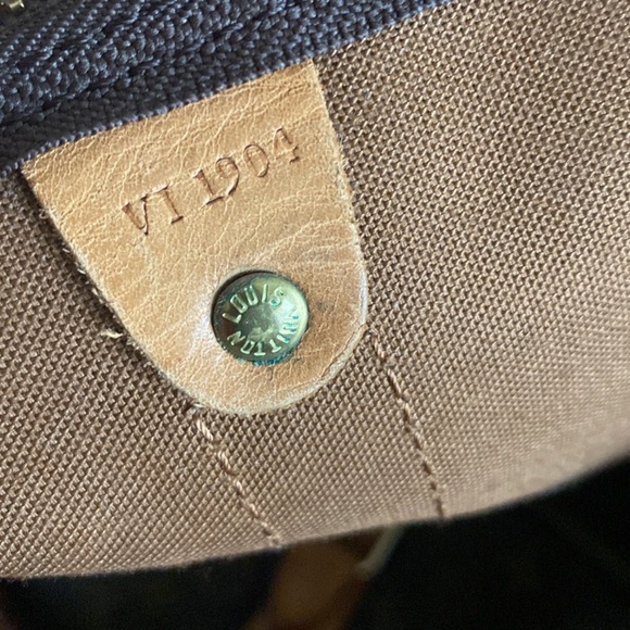 ‼️SOLD‼️ - Picture 3 of 4